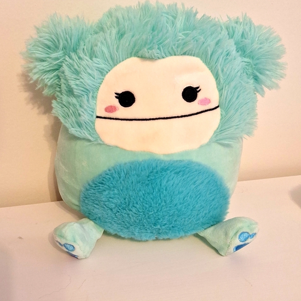 Squishmallow bigfoot